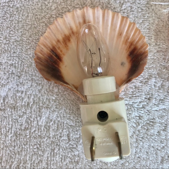 New! Orange Pectin Scallop seashell NIGHT LIGHT - Picture 2 of 5